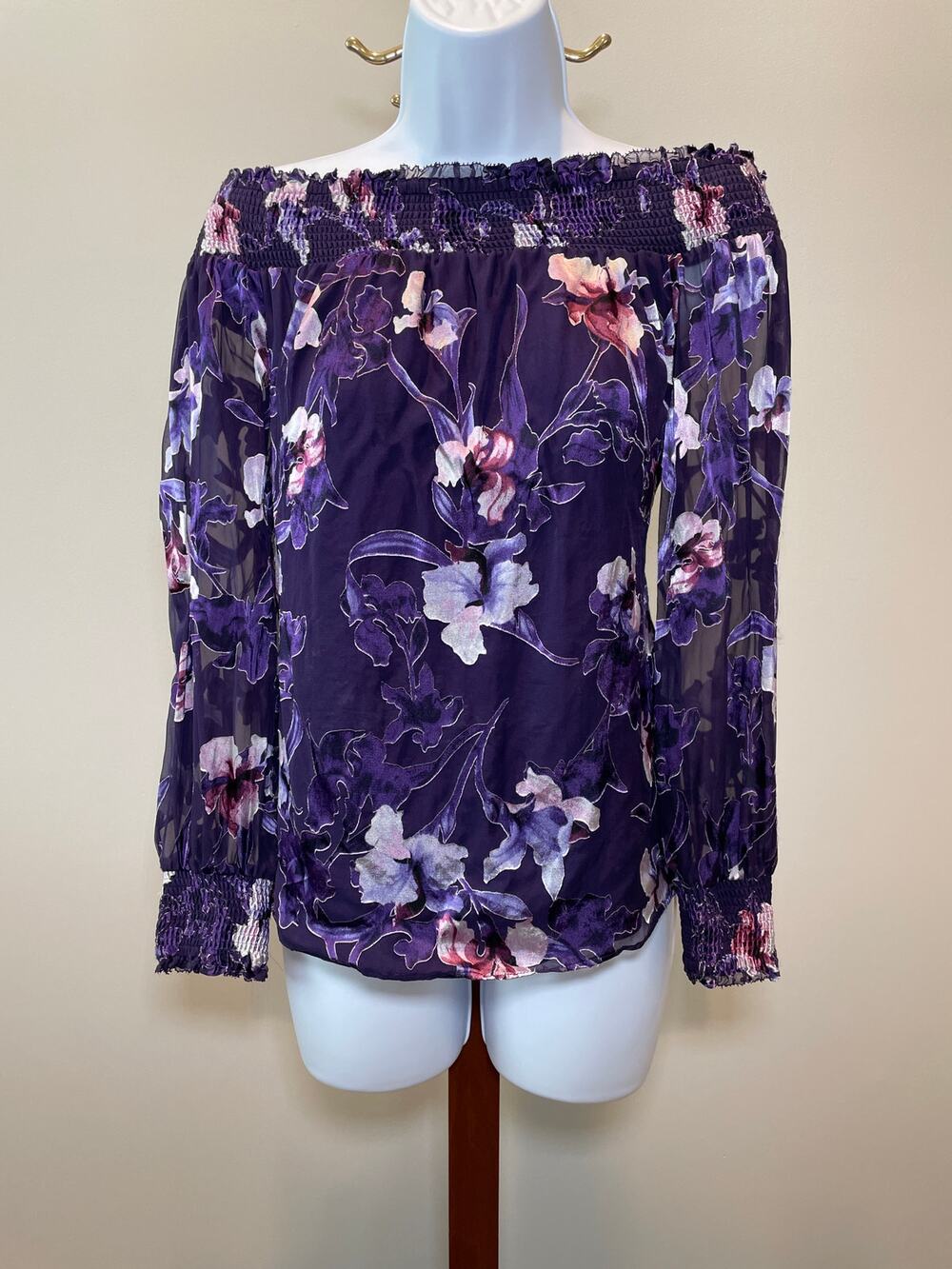 White House Black Market Off The Shoulder Loose Fit Top Size S Silk Blend